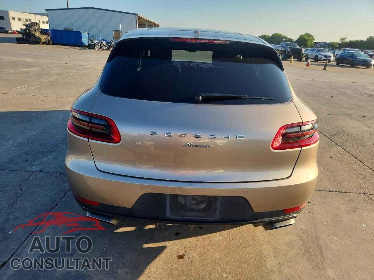 PORSCHE MACAN 2018 - WP1AA2A54JLB10717
