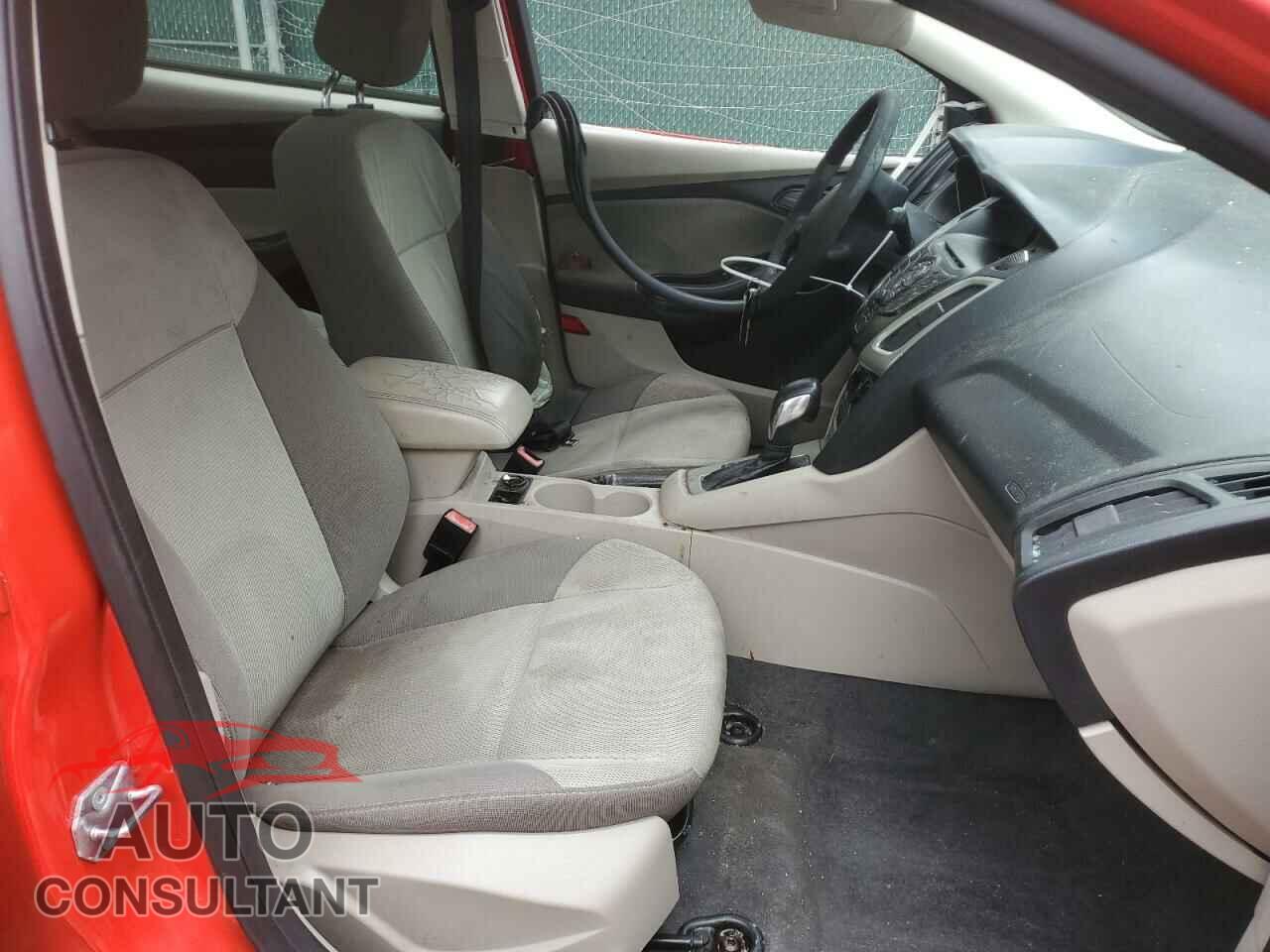 FORD FOCUS 2012 - 1FAHP3F27CL247646