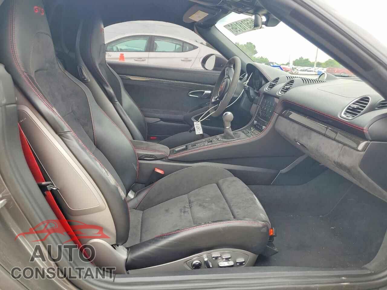 PORSCHE BOXSTER 2021 - WP0CD2A88MS232132