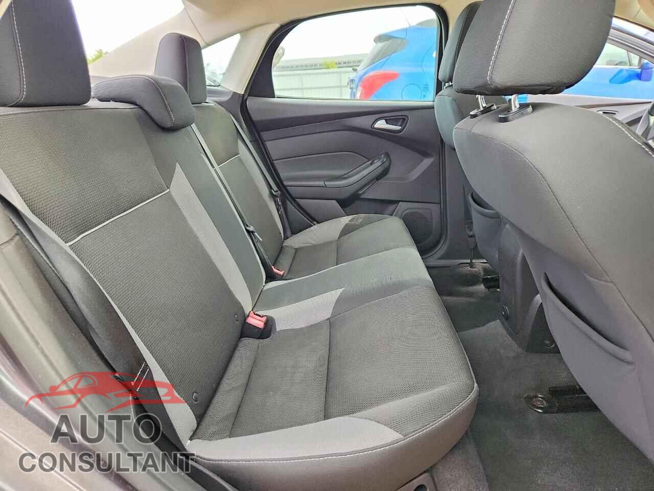FORD FOCUS 2014 - 1FADP3F25EL136059