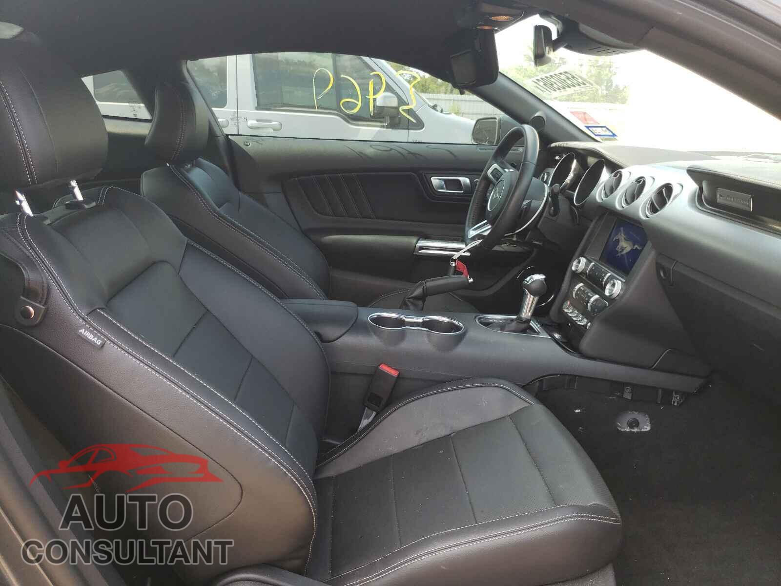 FORD MUSTANG 2021 - 1FA6P8CF4M5117082
