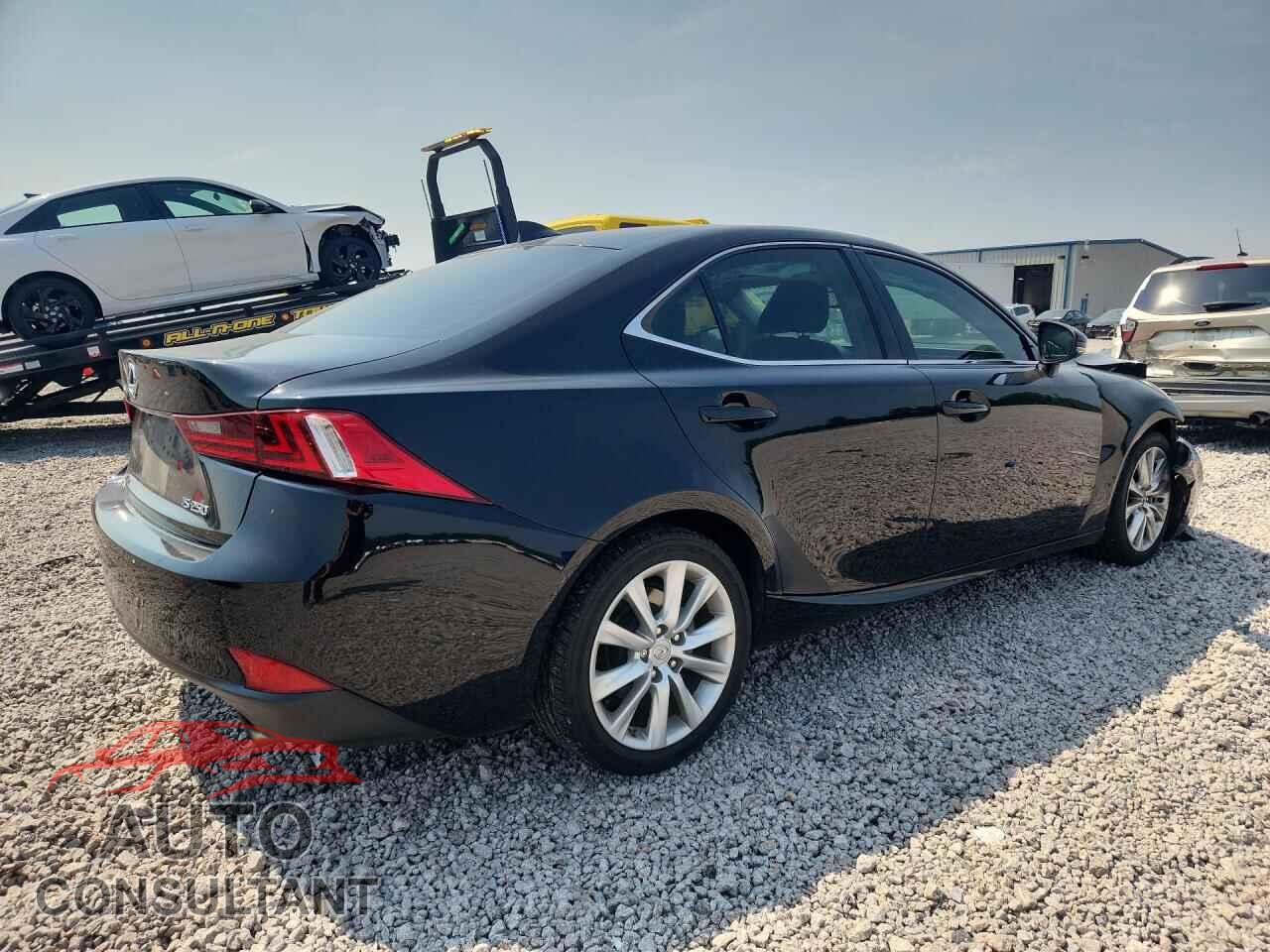 LEXUS IS 2014 - JTHBF1D23E5042938