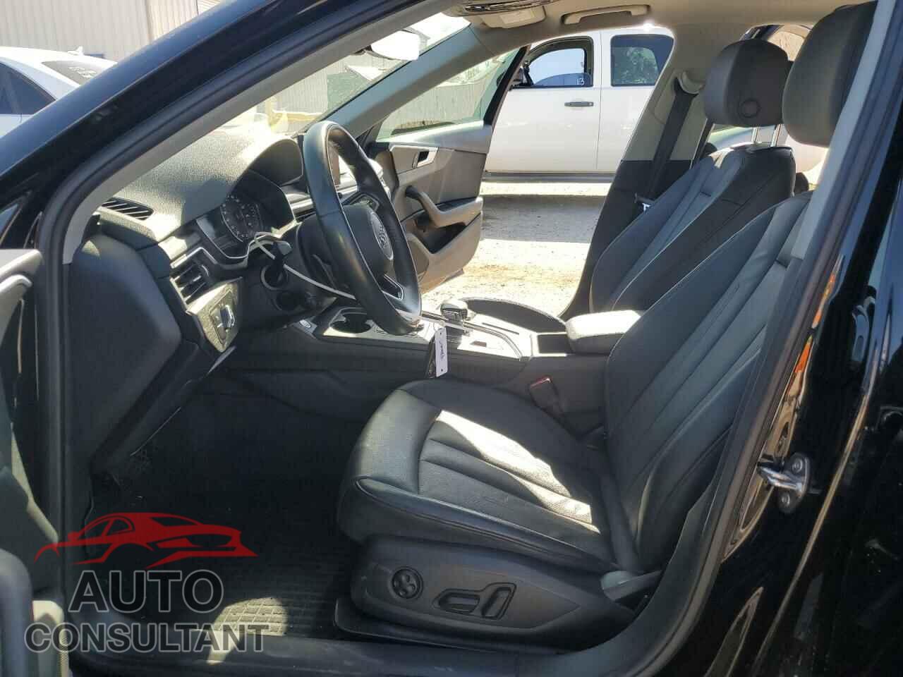 AUDI A4 2019 - WAUGMAF44KN005370