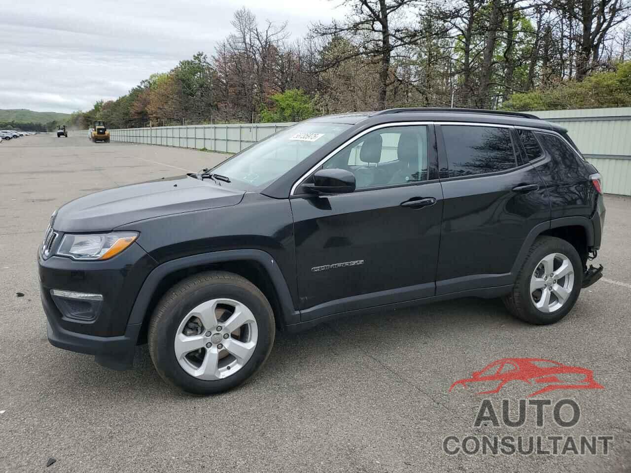 JEEP COMPASS 2018 - 3C4NJDBB7JT284501