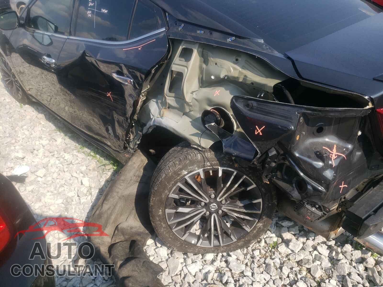 NISSAN MAXIMA 2017 - 1N4AA6APXHC426357