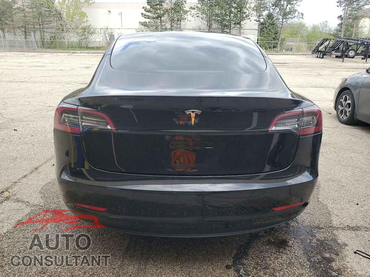 TESLA MODEL 3 2022 - 5YJ3E1EA2NF304686