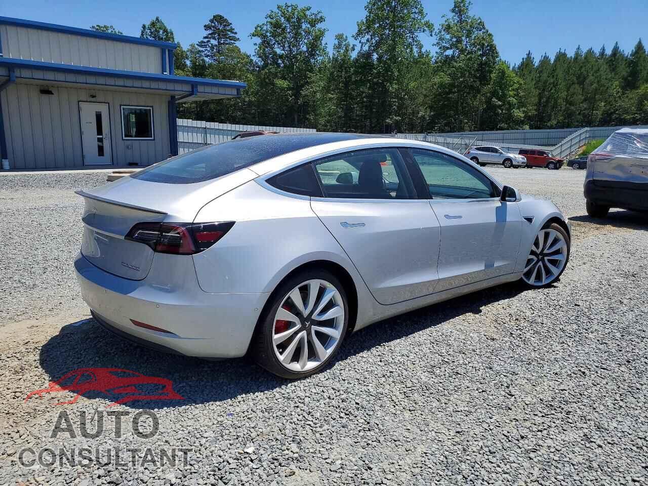 TESLA MODEL 3 2018 - 5YJ3E1EB7JF083329