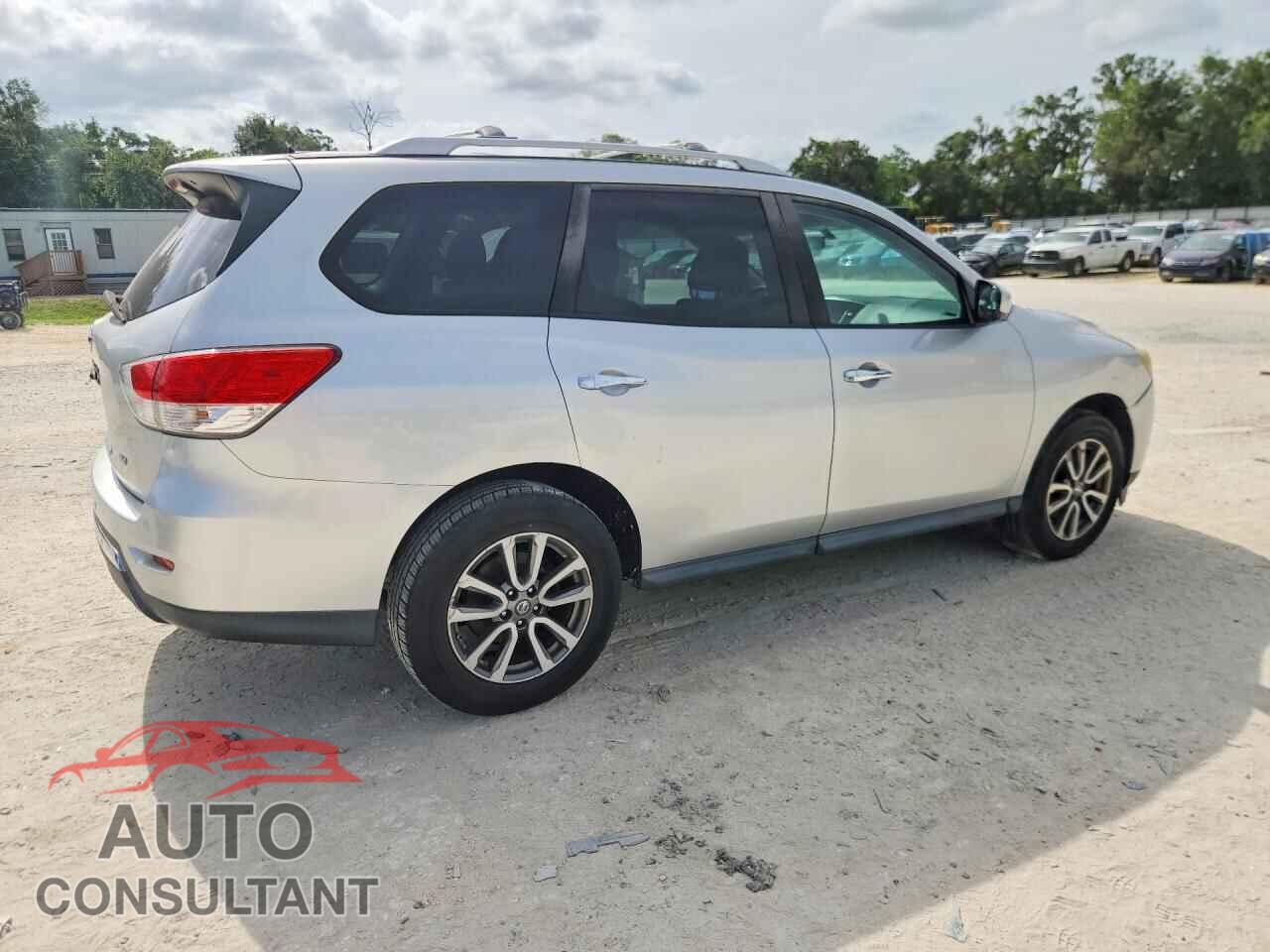 NISSAN PATHFINDER 2013 - 5N1AR2MN7DC651704