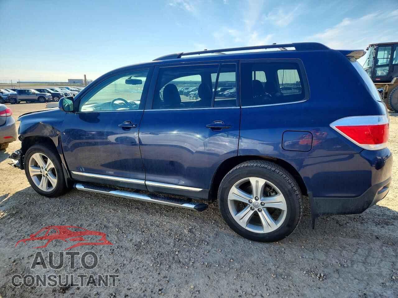 TOYOTA HIGHLANDER 2013 - 5TDBK3EH8DS230942