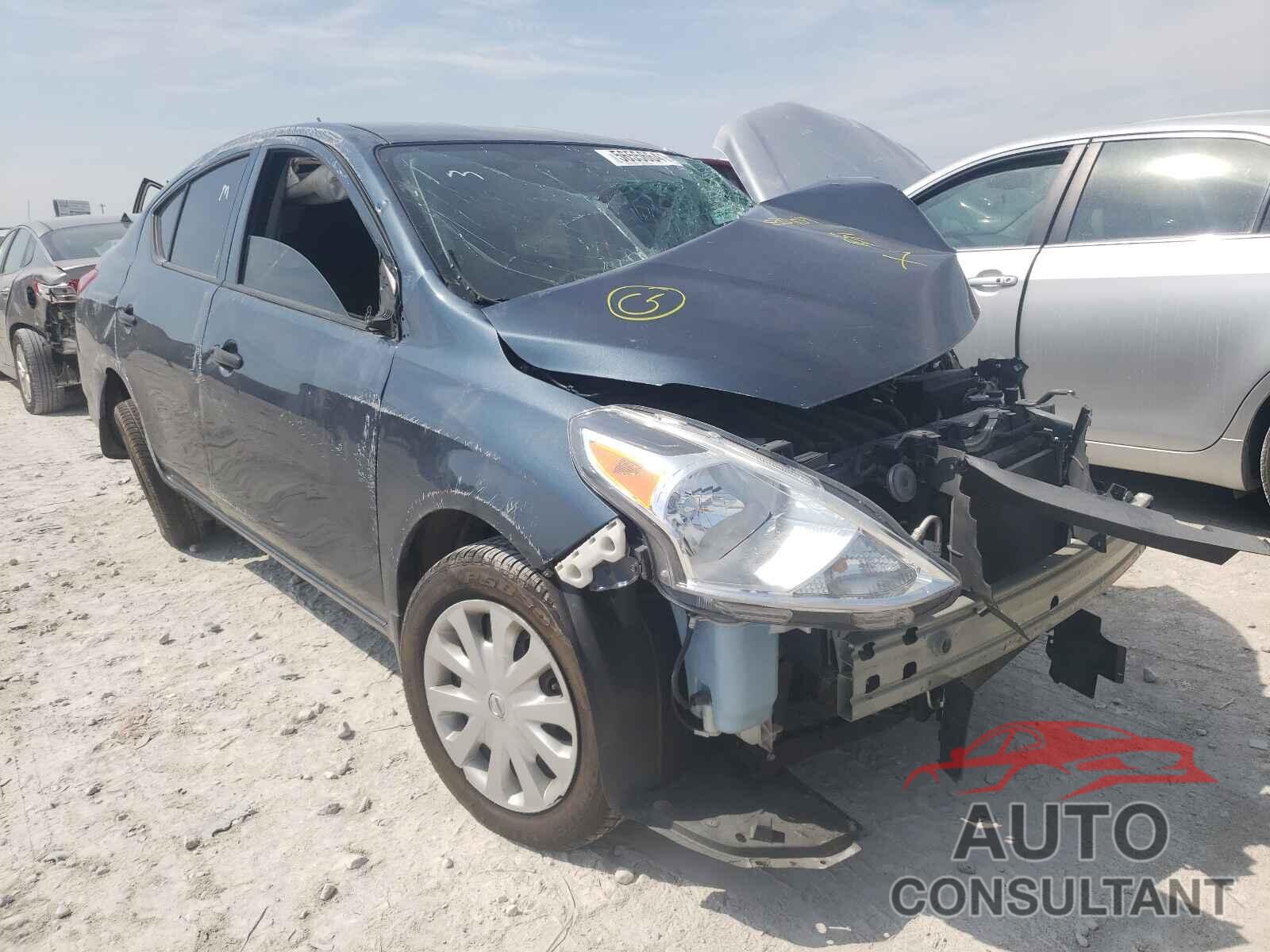 NISSAN VERSA 2017 - 3N1CN7AP5HL831109