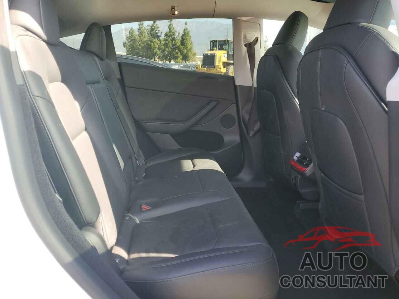 TESLA MODEL Y 2023 - 7SAYGDEE1PA072010