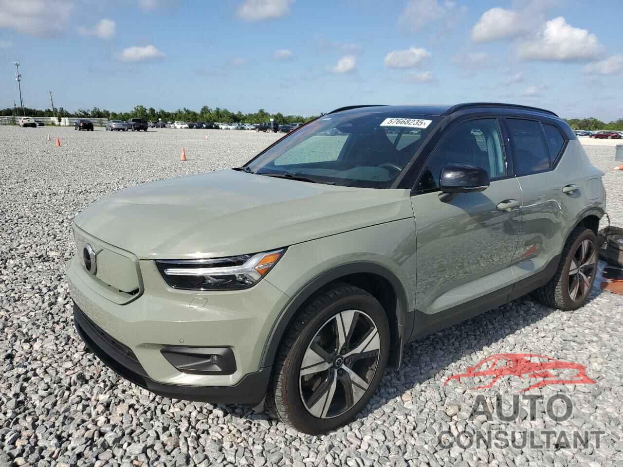 VOLVO XC40 2021 - YV4ED3UR1M2525483