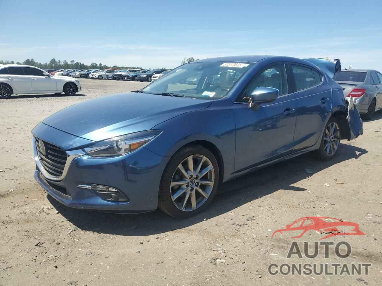 MAZDA 3 2018 - 3MZBN1W34JM179351