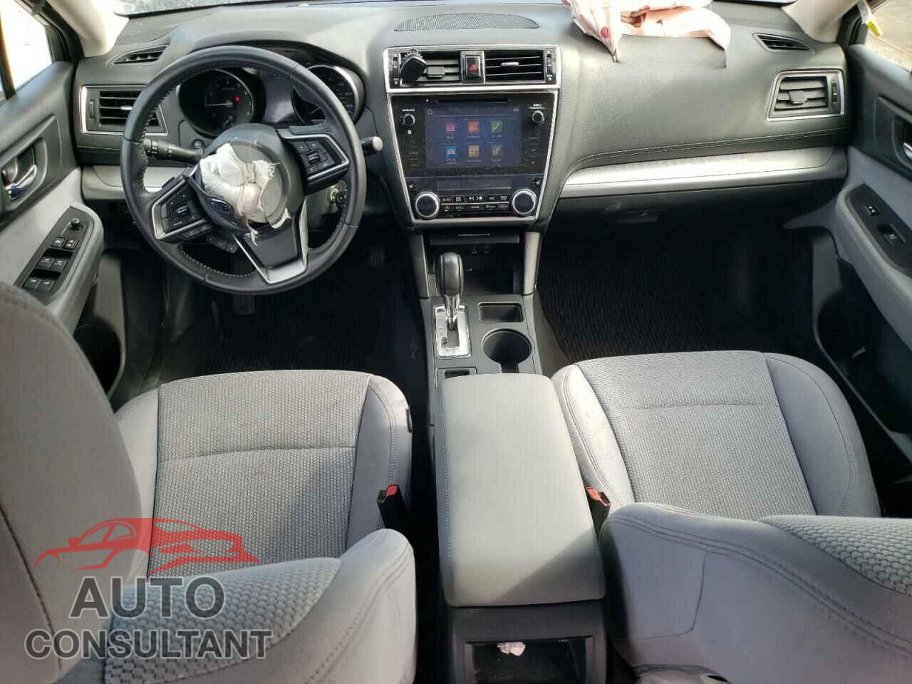 SUBARU OUTBACK 2018 - 4S4BSAFC8J3229189