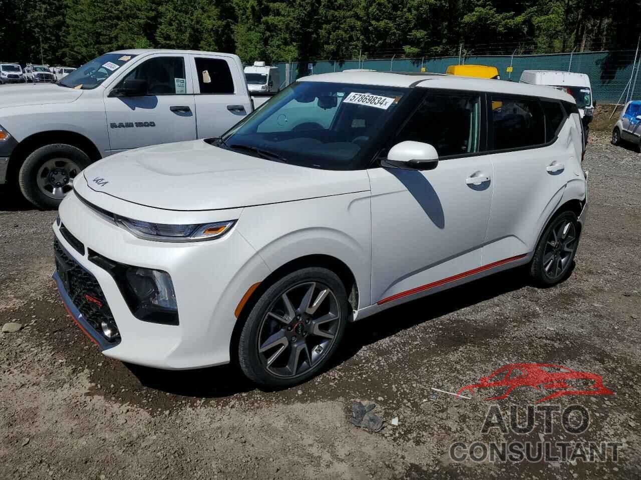 KIA SOUL 2022 - KNDJ63AU1N7181839