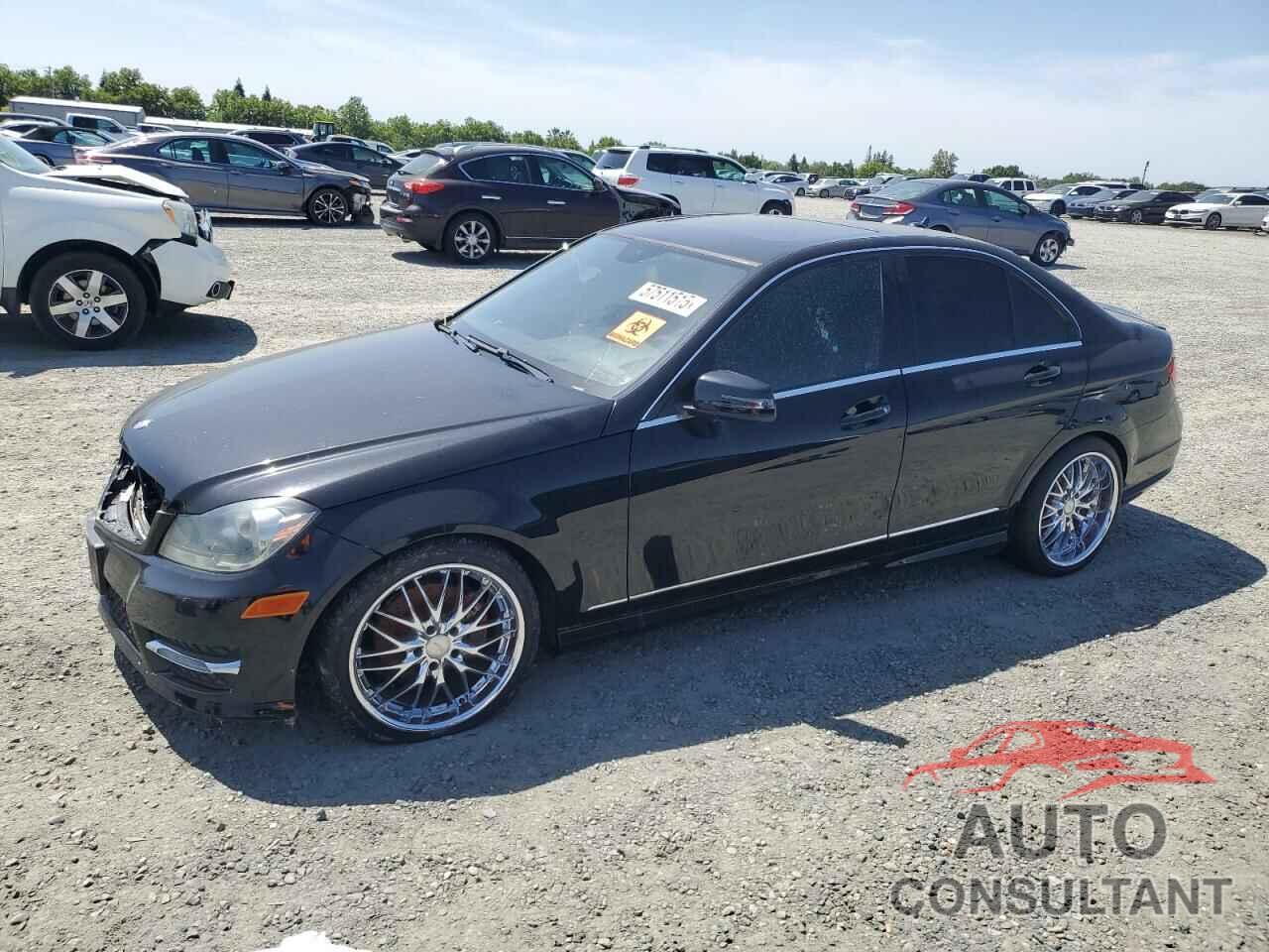MERCEDES-BENZ C-CLASS 2013 - WDDGF4HB4DR278014