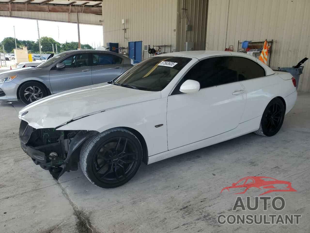BMW 3 SERIES 2011 - WBADW3C50BE541027