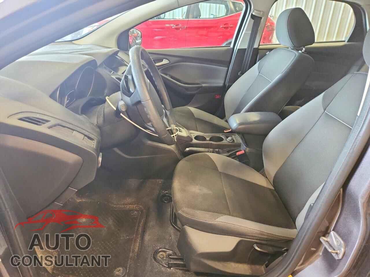 FORD FOCUS 2014 - 1FADP3K27EL181560