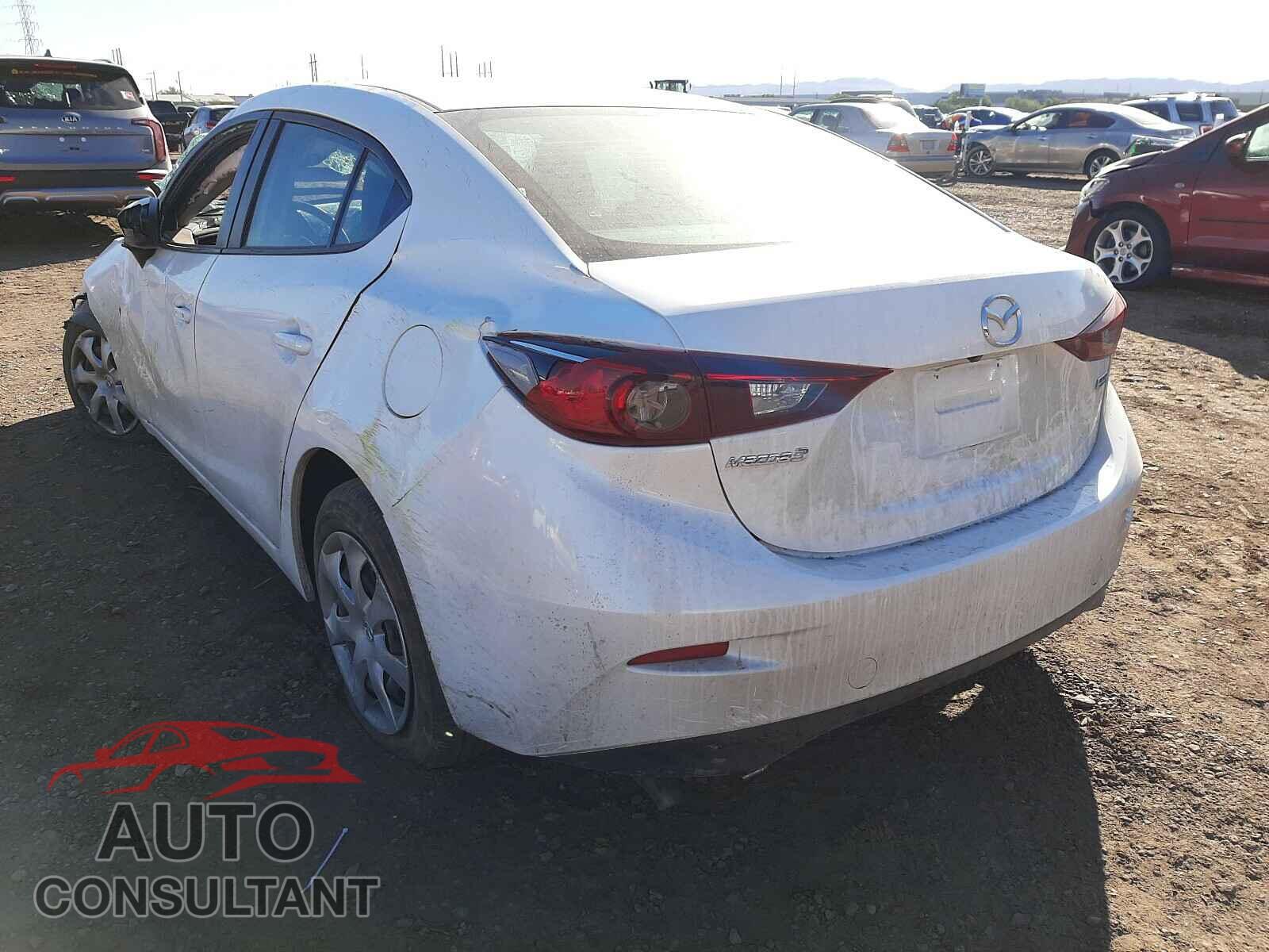 MAZDA 3 2017 - 3MZBN1U73HM120131