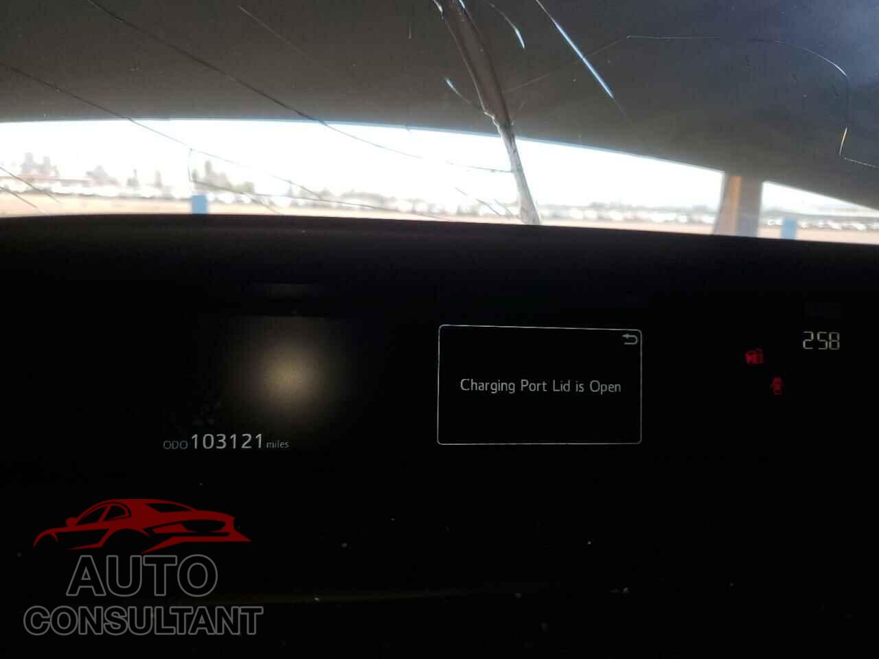 TOYOTA PRIUS 2018 - JTDKARFP5J3085321