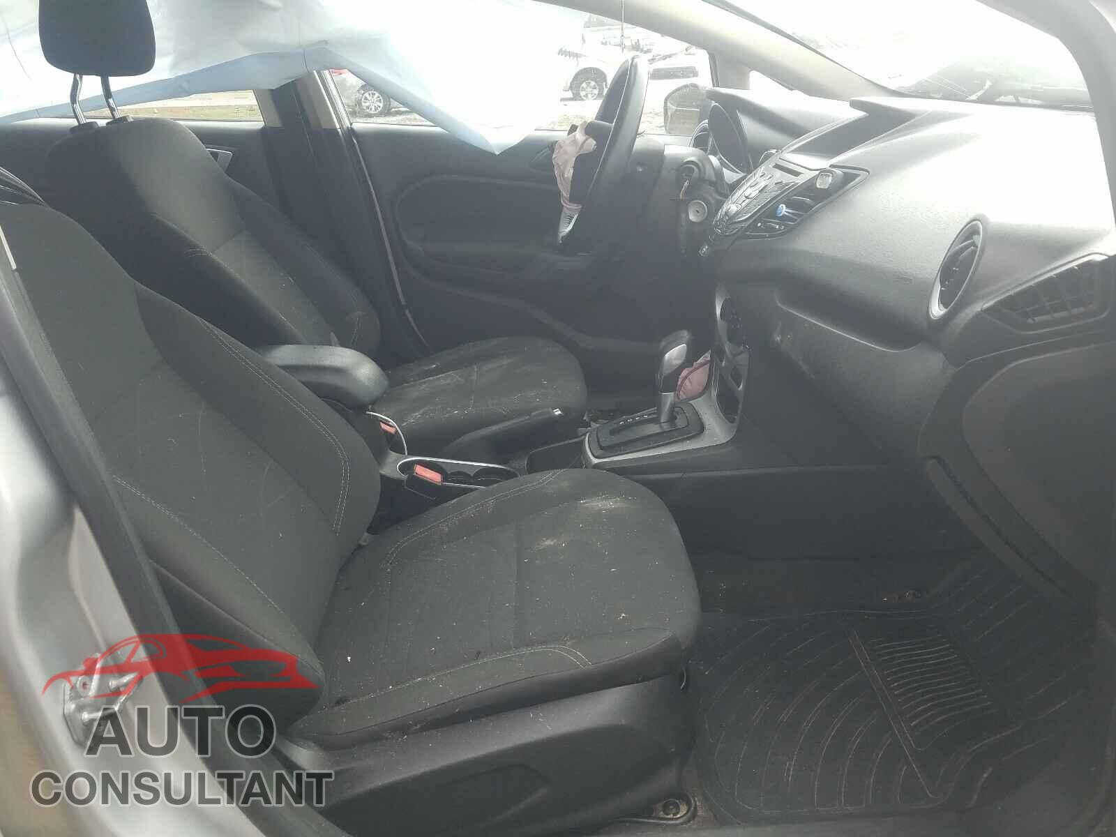 FORD FIESTA 2016 - 3FADP4EJ4GM117986