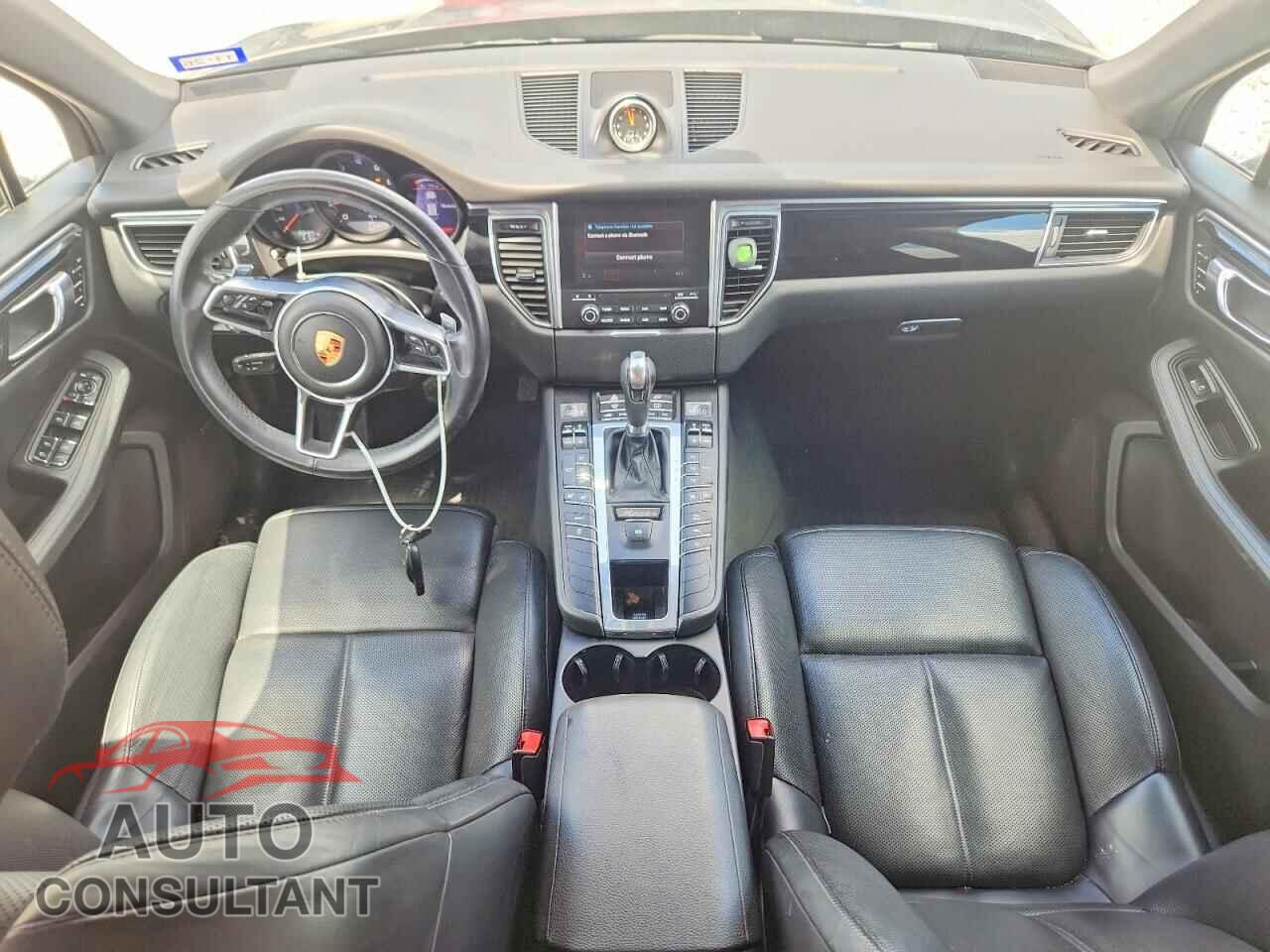 PORSCHE MACAN 2018 - WP1AA2A57JLB05317