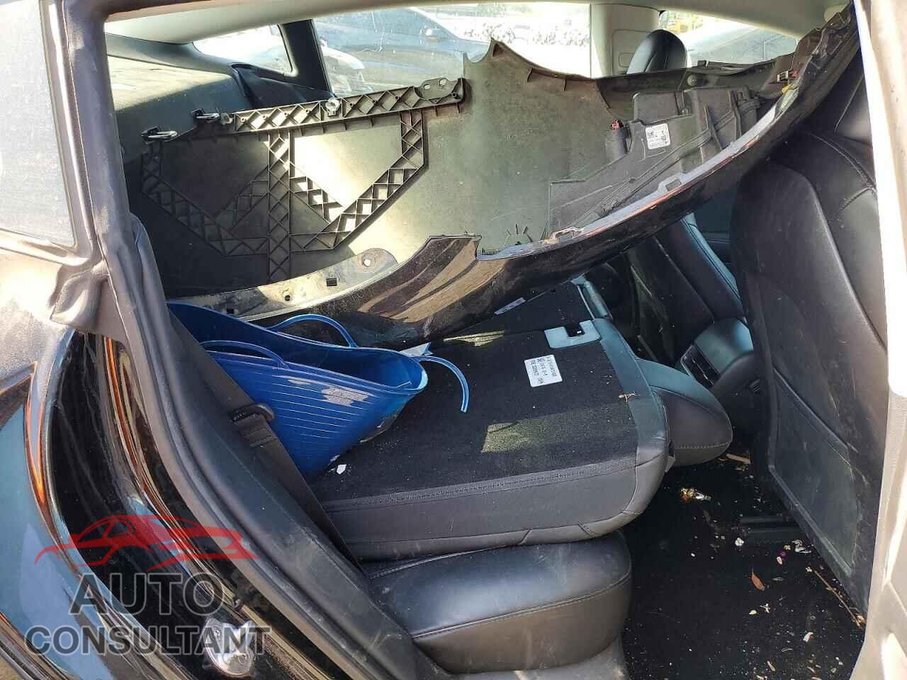 TESLA MODEL 3 2021 - 5YJ3E1EA1MF072824