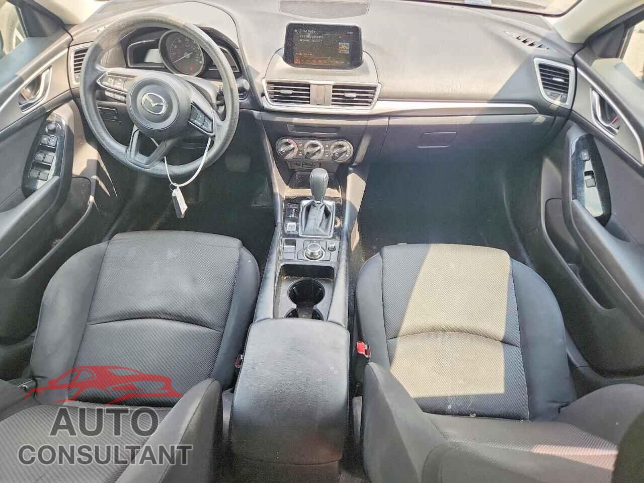 MAZDA 3 2017 - 3MZBN1K79HM101957