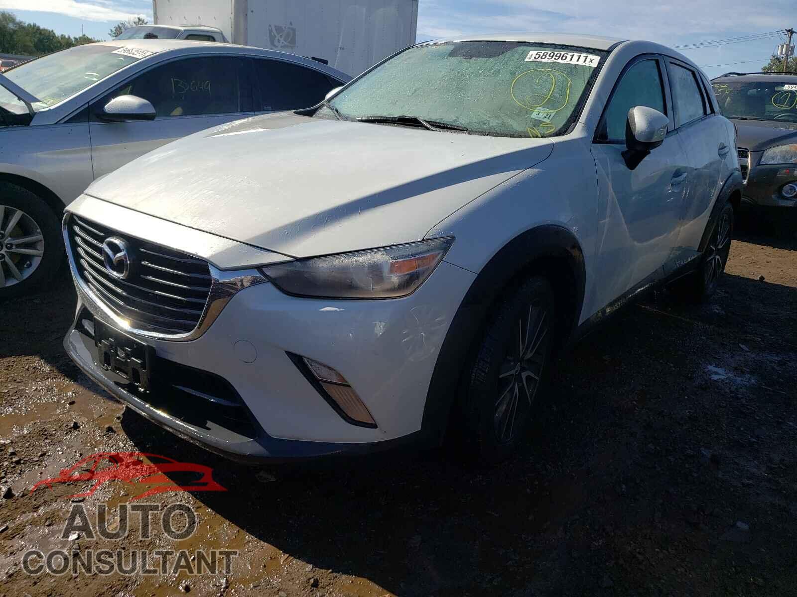 MAZDA CX-3 2017 - JM1DKFC76H0146289