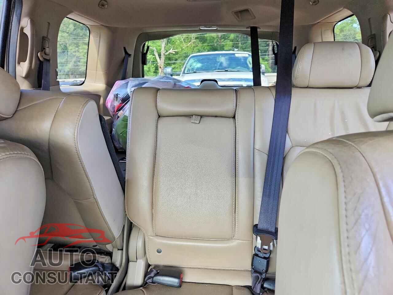 HONDA PILOT 2011 - 5FNYF3H56BB033138
