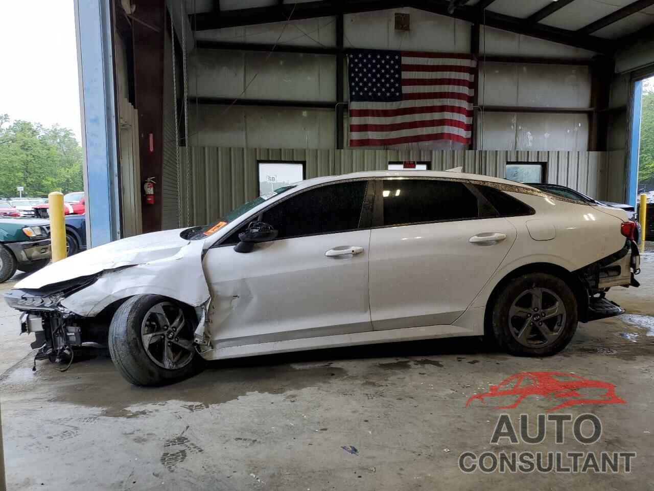 KIA K5 2021 - 5XXG14J20MG010602