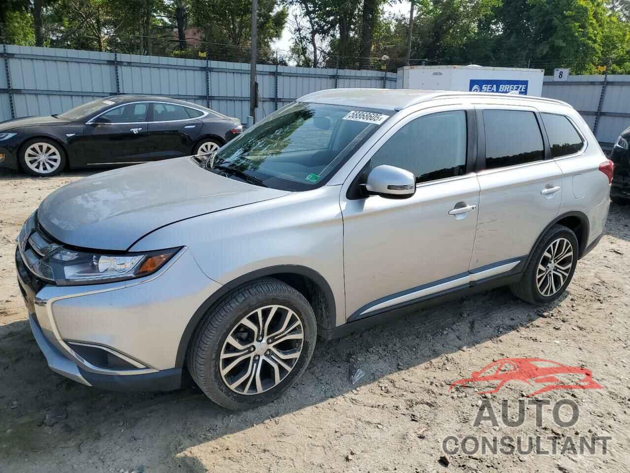 MITSUBISHI OUTLANDER 2018 - JA4AD3A33JJ006075