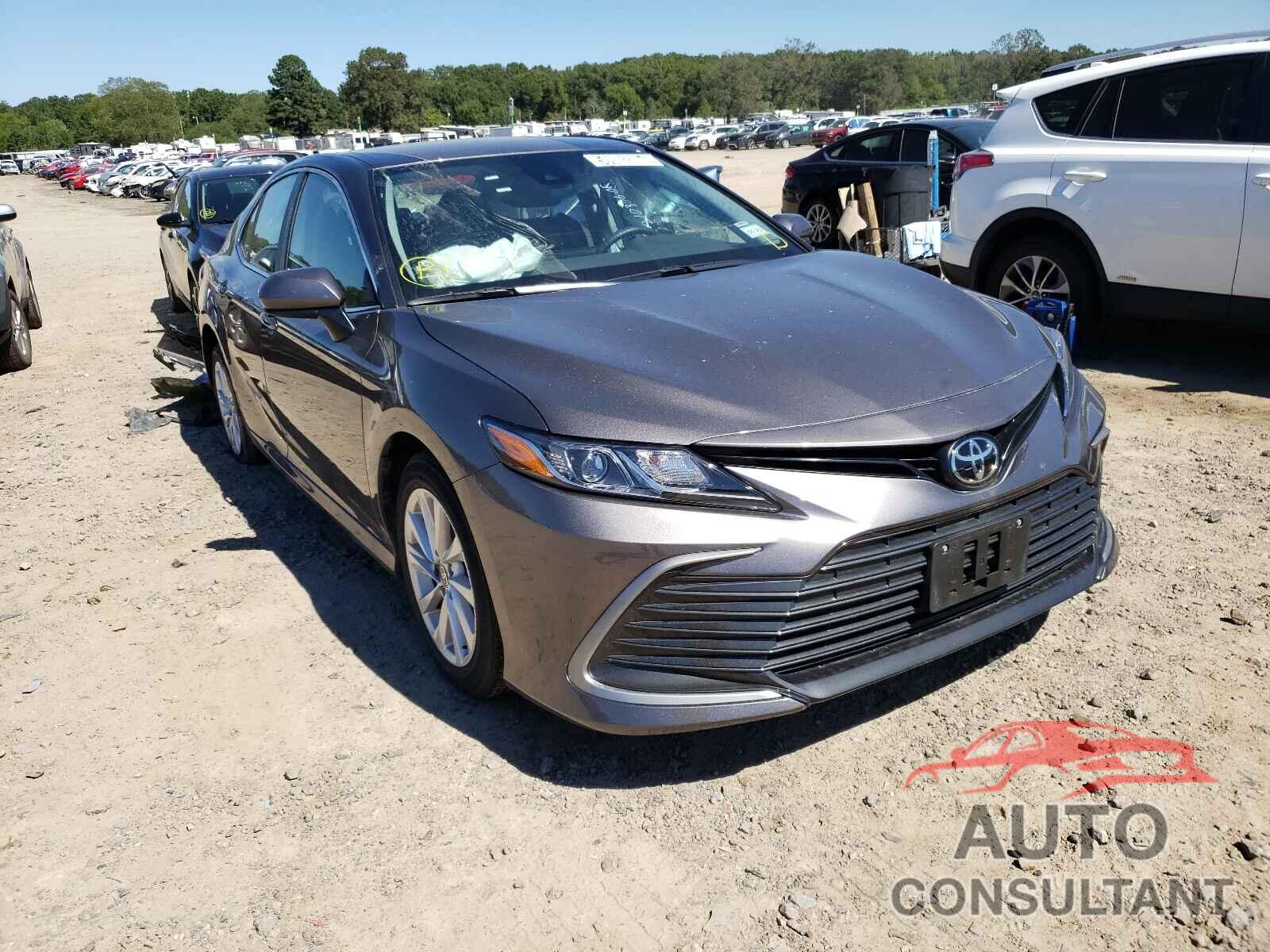 TOYOTA CAMRY 2021 - 4T1C11AK8MU584593