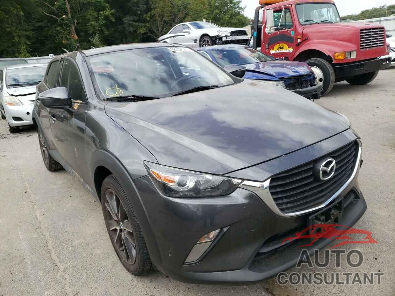 MAZDA CX-3 2018 - JM1DKFC73J0311527