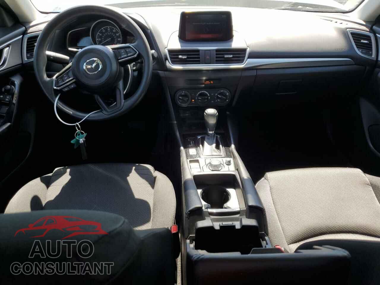 MAZDA 3 2017 - 3MZBN1U79HM135734