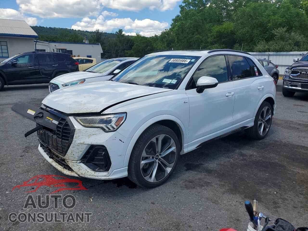 AUDI Q3 2022 - WA1EECF39N1051602