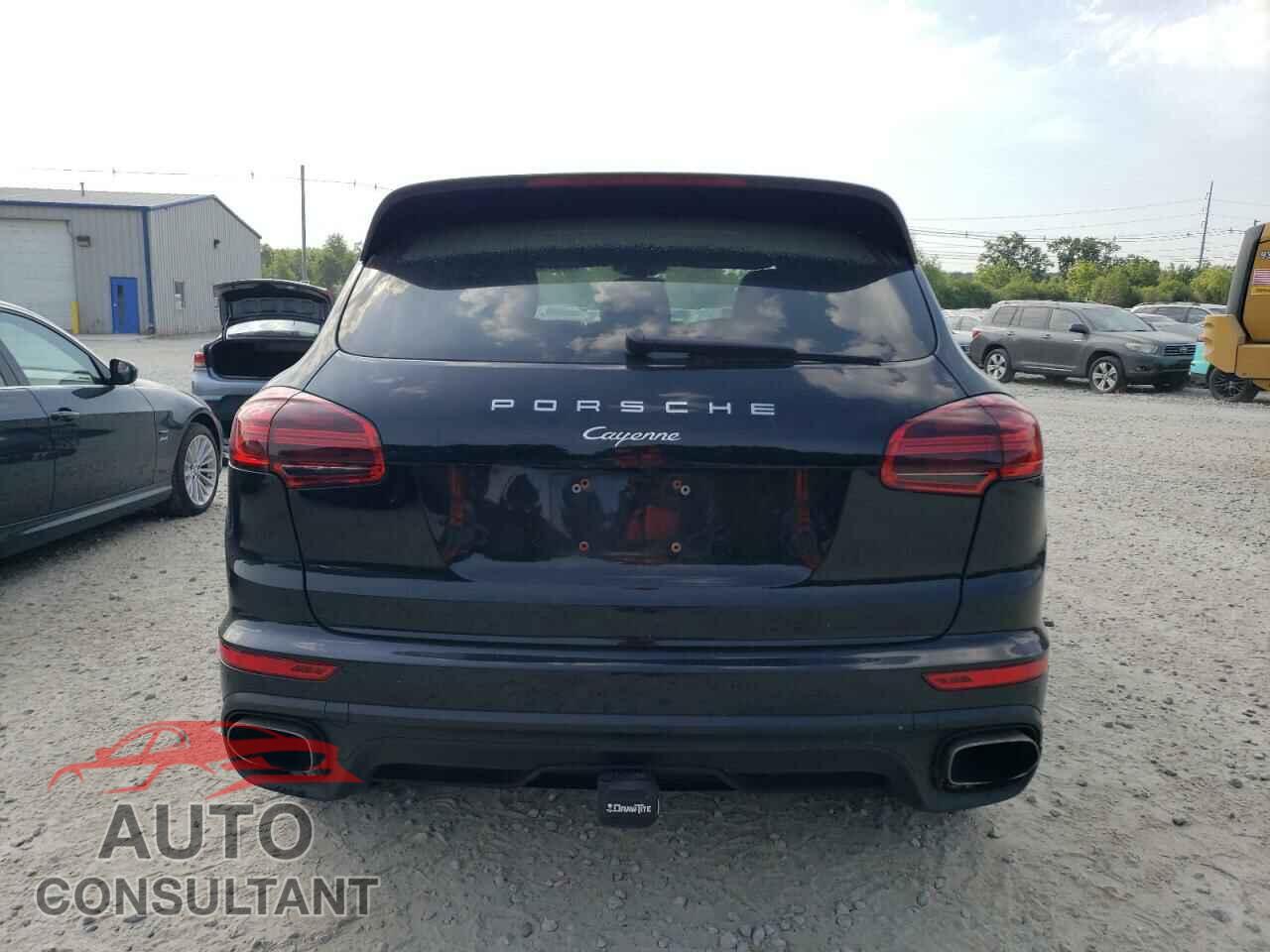 PORSCHE CAYENNE 2017 - WP1AA2A2XHKA90446