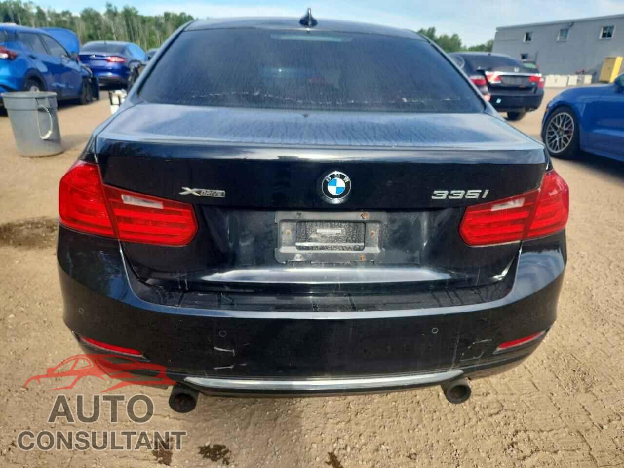 BMW 3 SERIES 2013 - WBA3B9C56DF140444