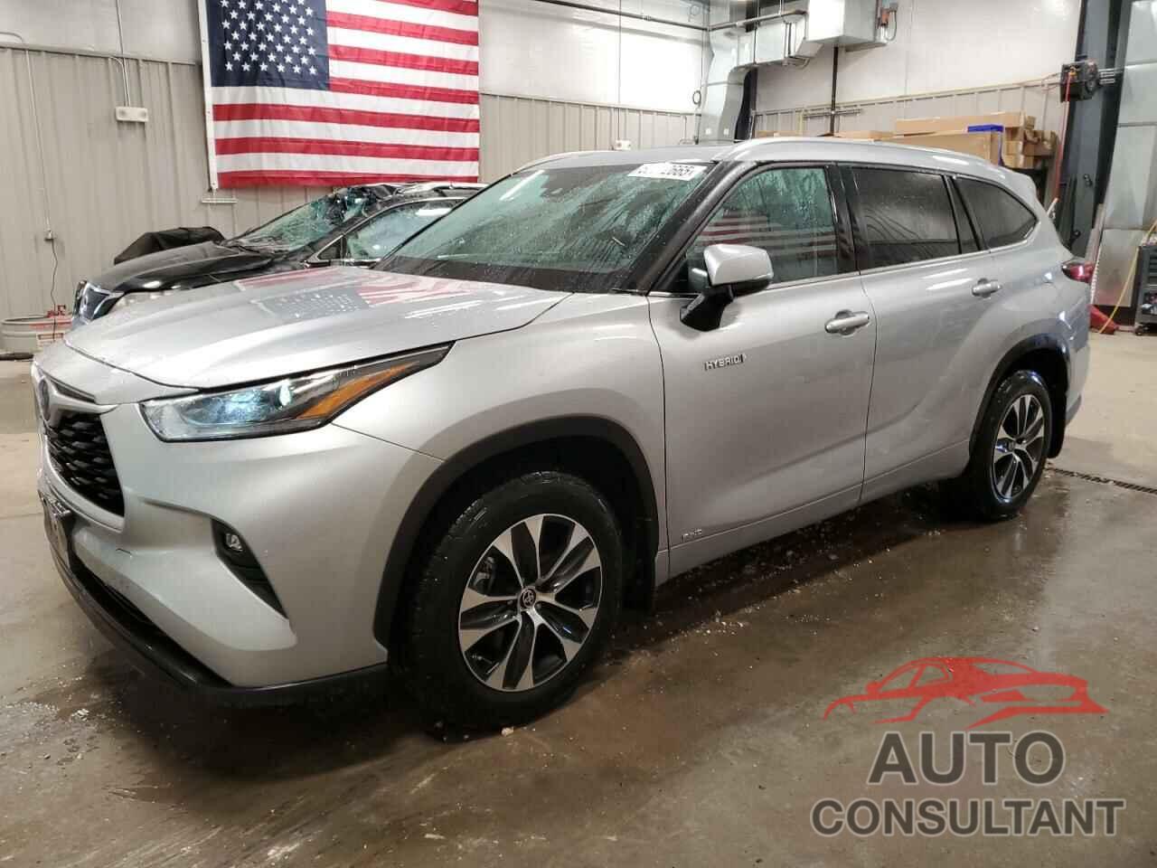 TOYOTA HIGHLANDER 2021 - 5TDHBRCH4MS514939