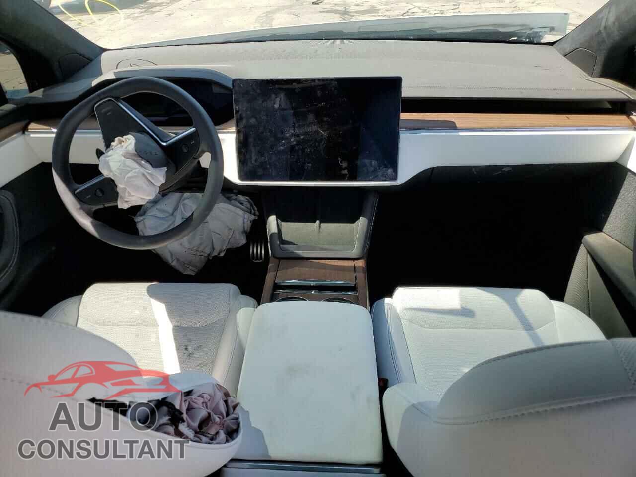TESLA MODEL X 2023 - 7SAXCAE57PF427268