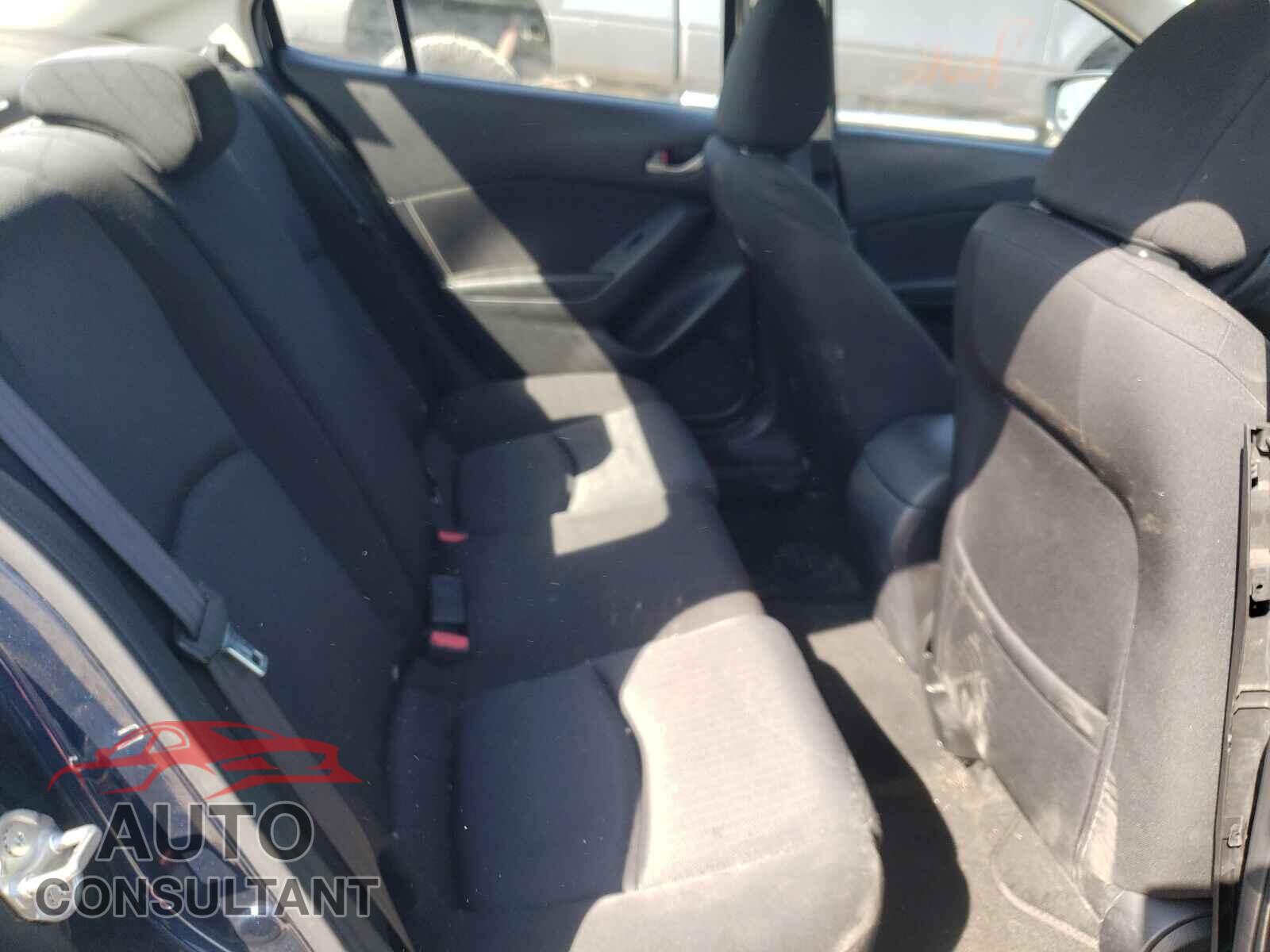 MAZDA 3 2016 - JM1BM1T74G1280179