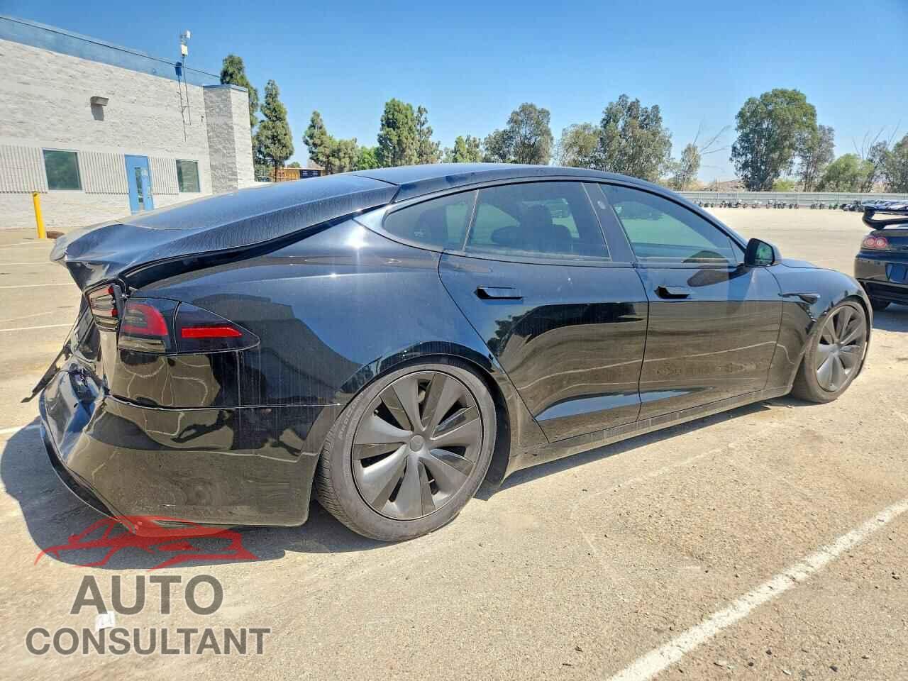 TESLA MODEL S 2023 - 5YJSA1E5XPF499756