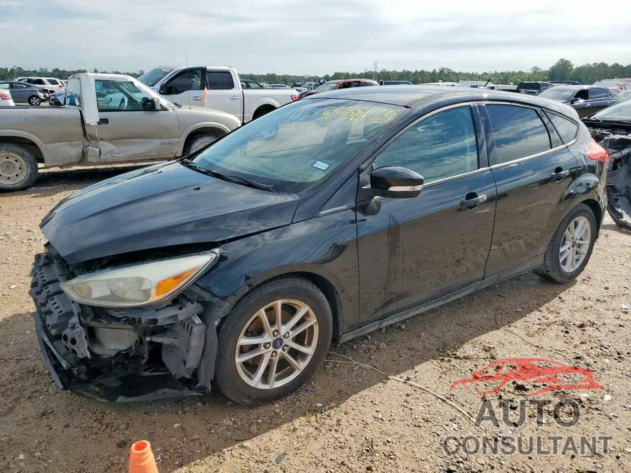 FORD FOCUS 2015 - 1FADP3K25FL210636