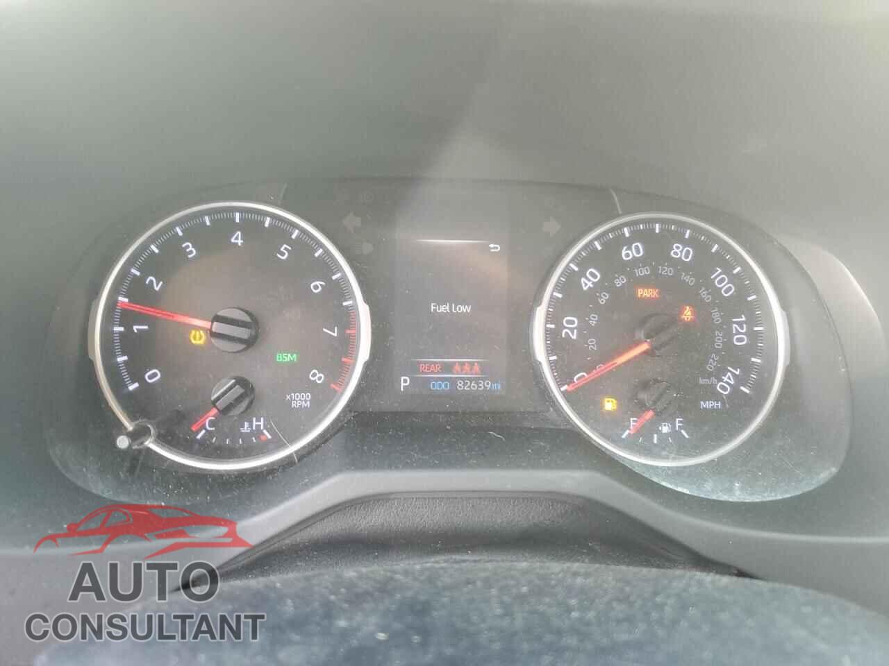 TOYOTA RAV4 2019 - JTMP1RFV3KD020337