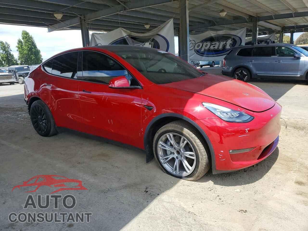 TESLA MODEL Y 2021 - 5YJYGDED8MF107600