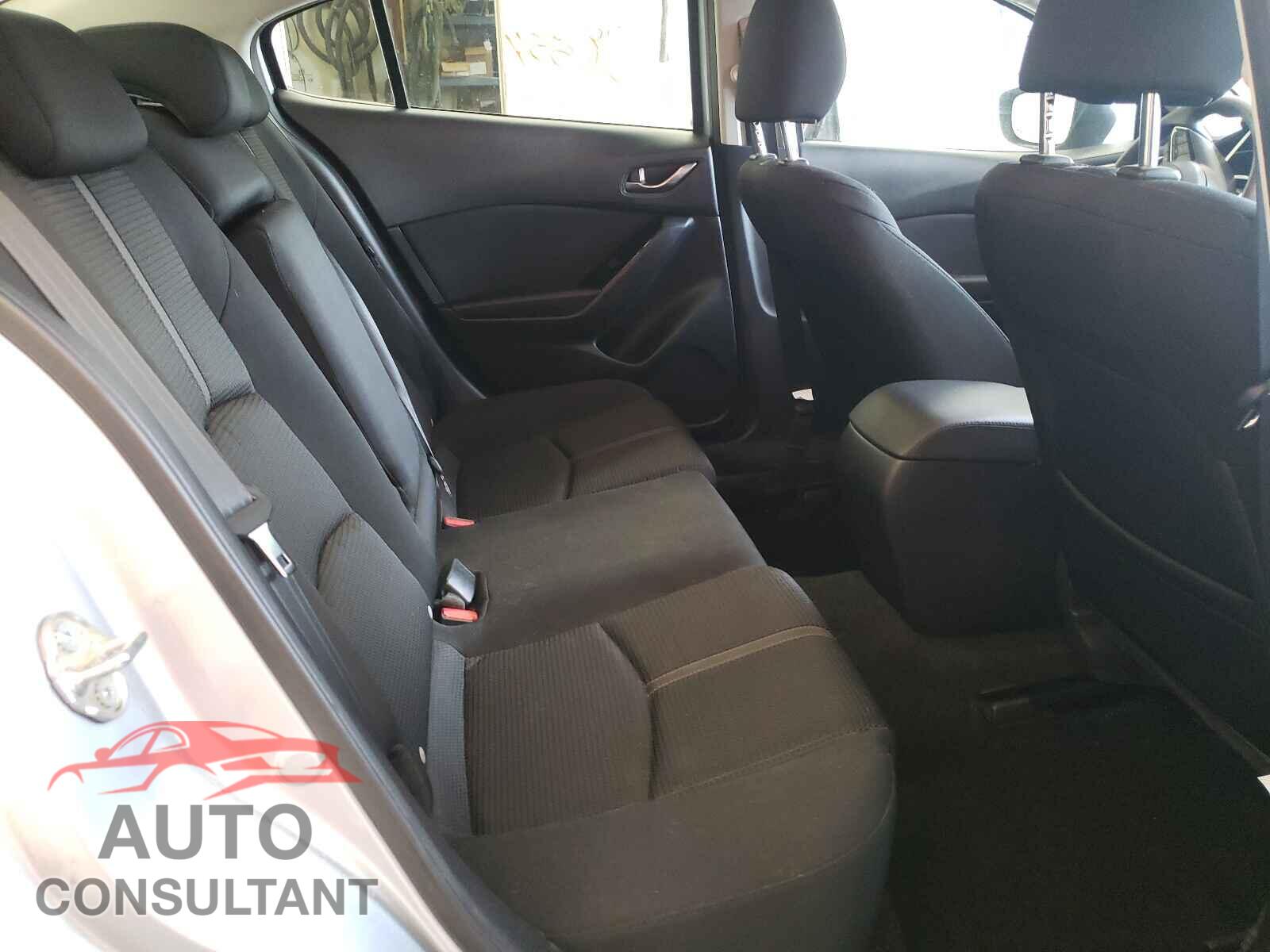 MAZDA 3 2017 - 3MZBN1U77HM133061