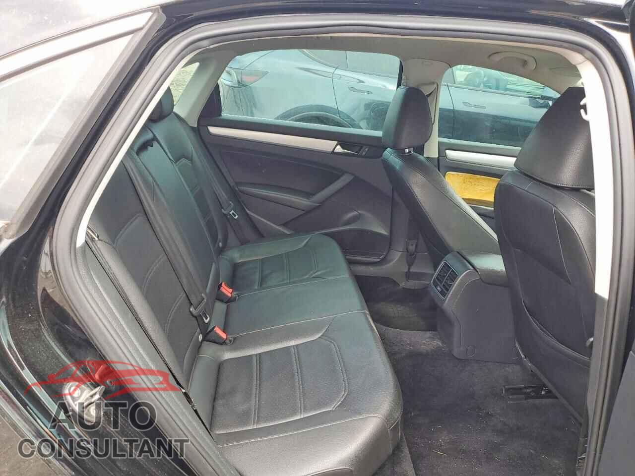 VOLKSWAGEN PASSAT 2013 - 1VWBP7A34DC057986