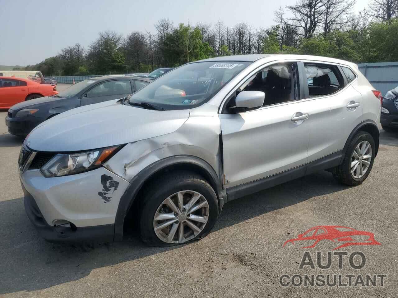 NISSAN ROGUE 2018 - JN1BJ1CR9JW293923