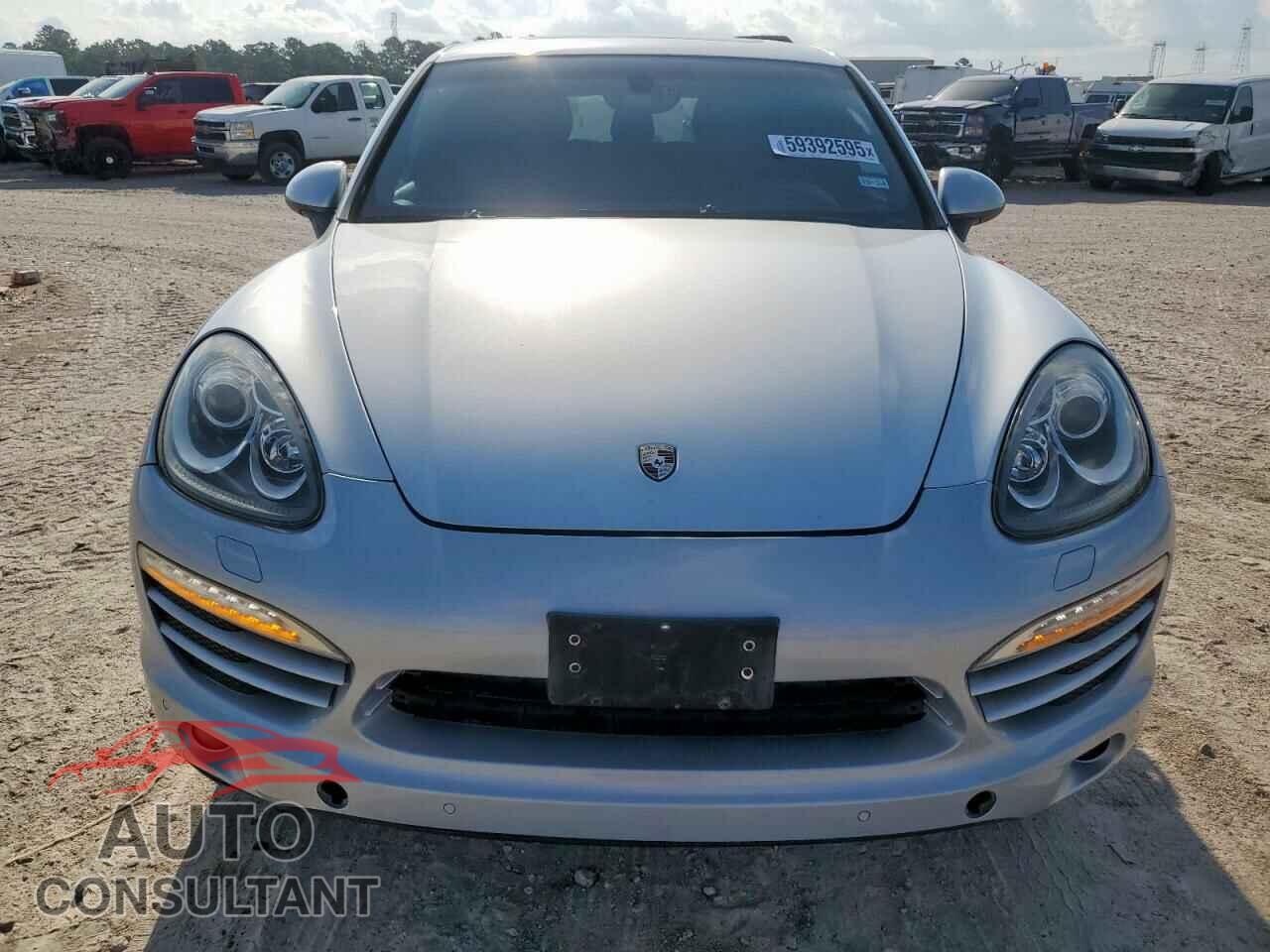 PORSCHE CAYENNE 2012 - WP1AA2A22CLA02105