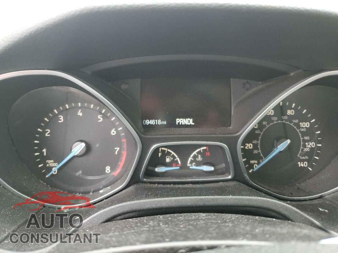 FORD FOCUS 2015 - 1FADP3F24FL214199